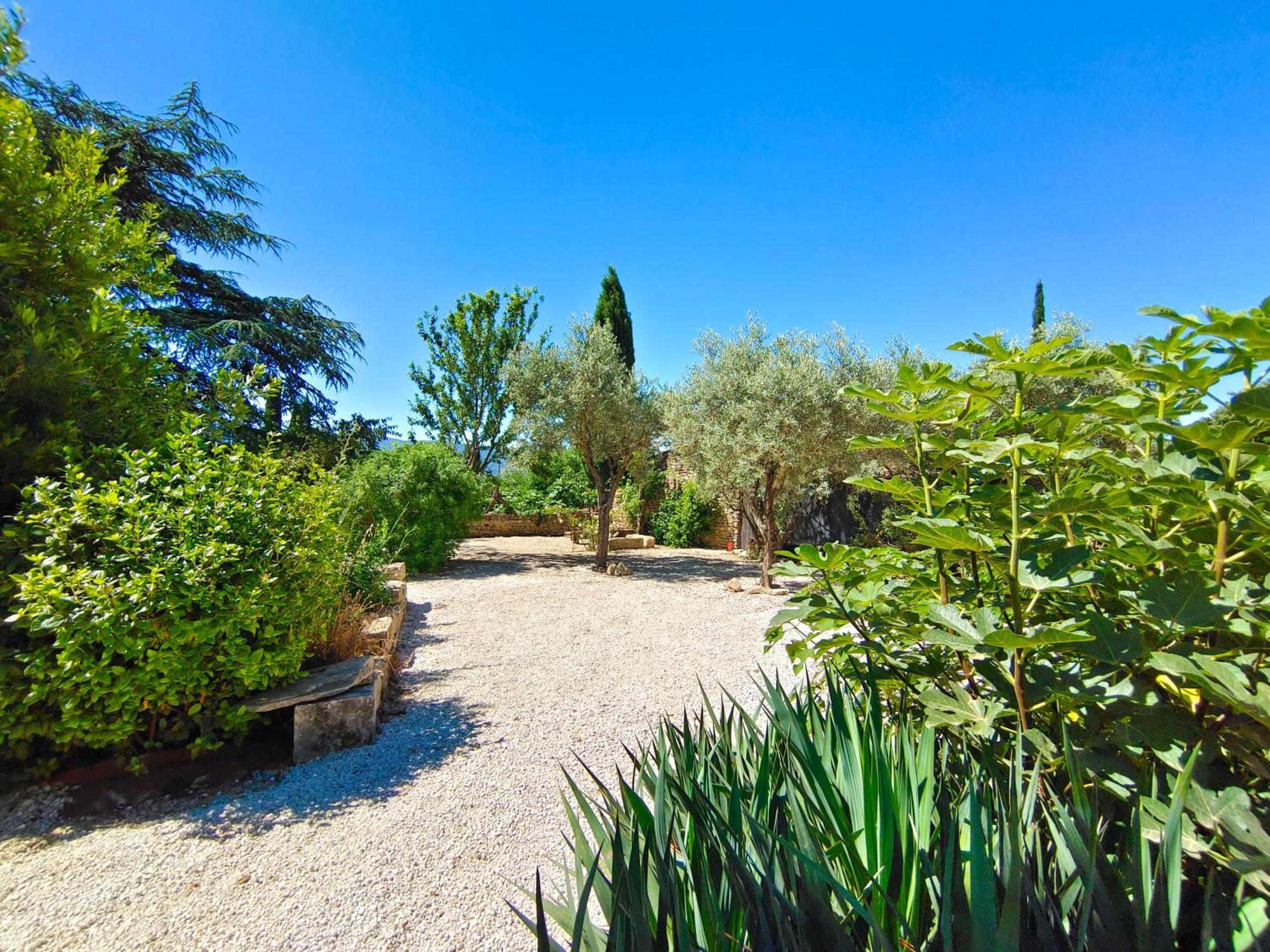 Rue Du Chateau A Cabrieres D'Avignon Bed & Breakfast Ngoại thất bức ảnh
