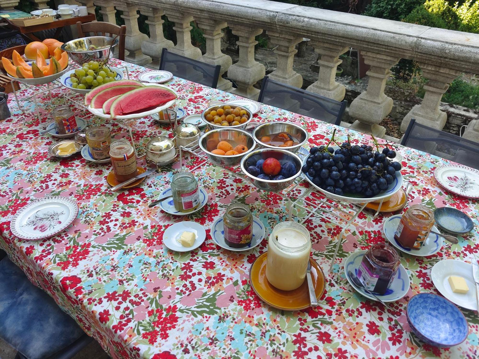 Rue Du Chateau A Cabrieres D'Avignon Bed & Breakfast Ngoại thất bức ảnh