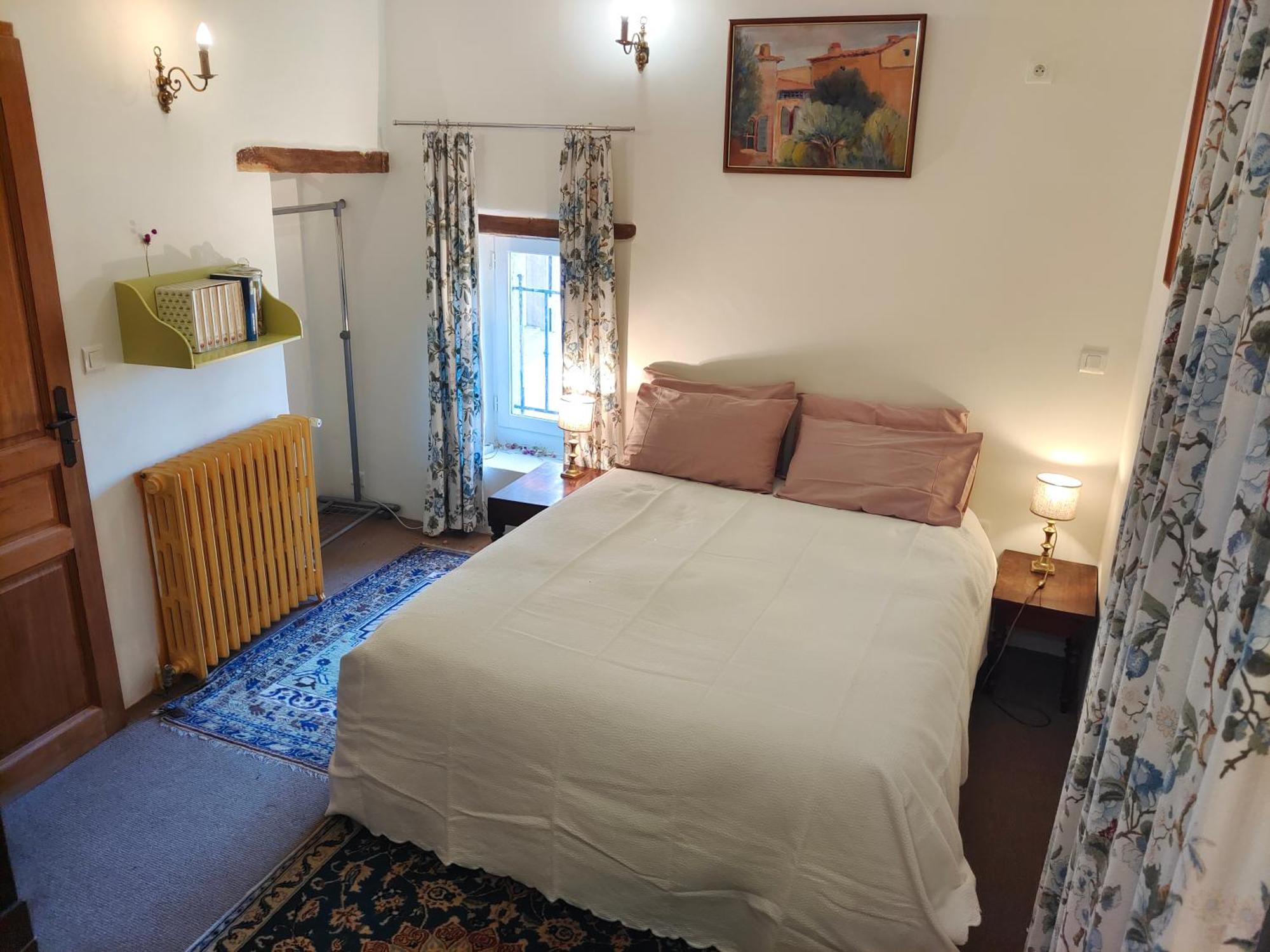Rue Du Chateau A Cabrieres D'Avignon Bed & Breakfast Ngoại thất bức ảnh