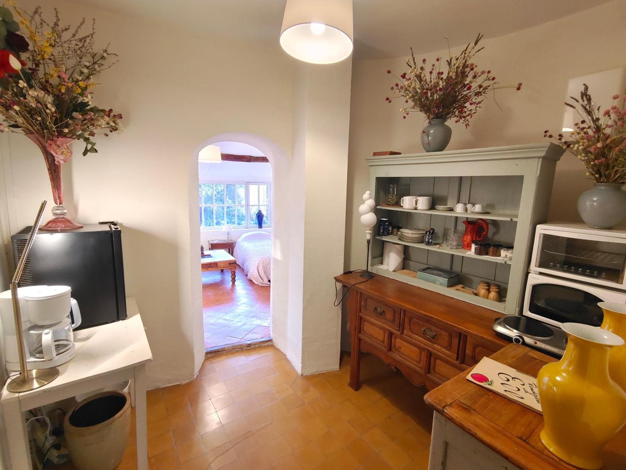 Rue Du Chateau A Cabrieres D'Avignon Bed & Breakfast Ngoại thất bức ảnh