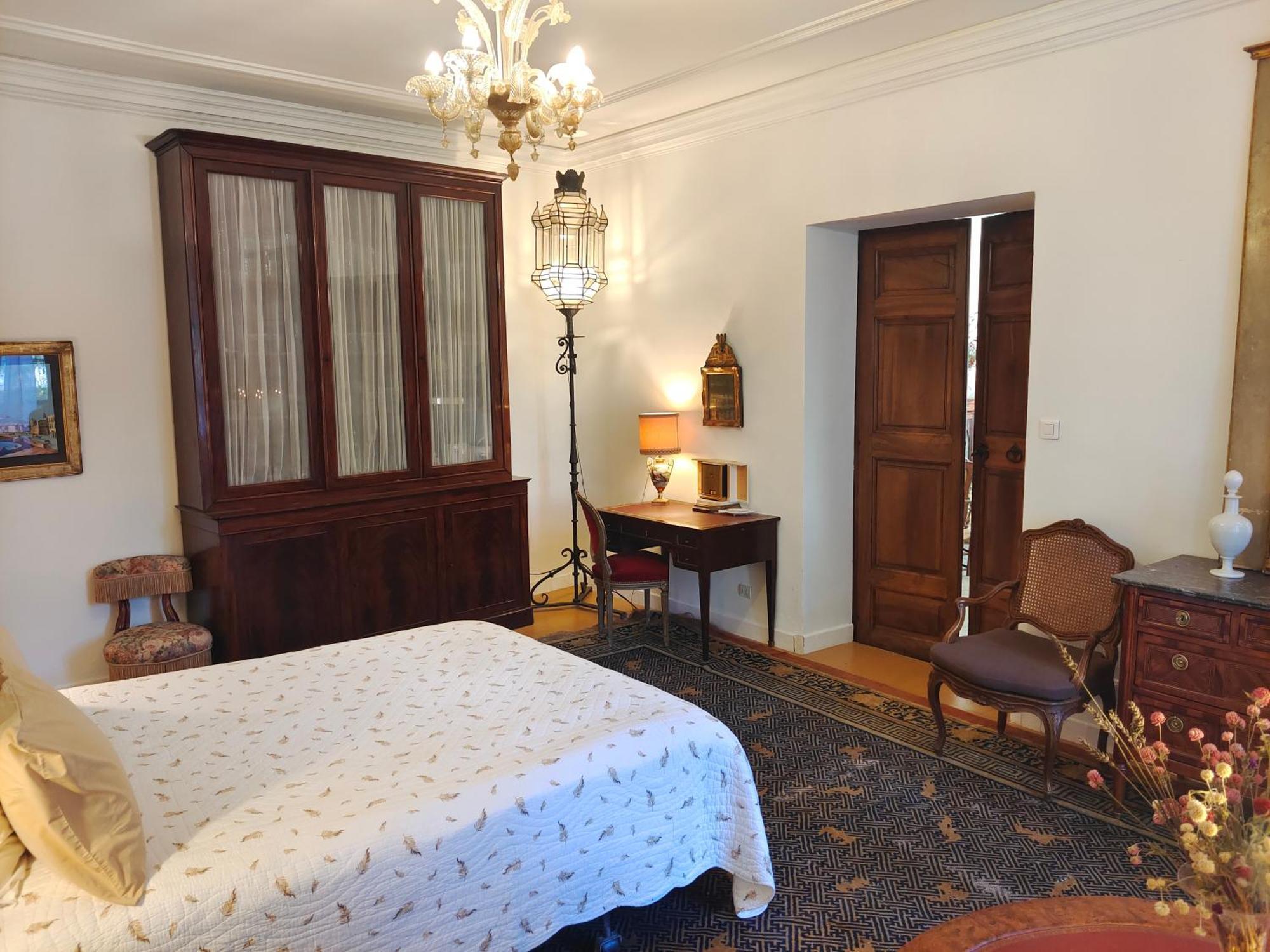 Rue Du Chateau A Cabrieres D'Avignon Bed & Breakfast Ngoại thất bức ảnh