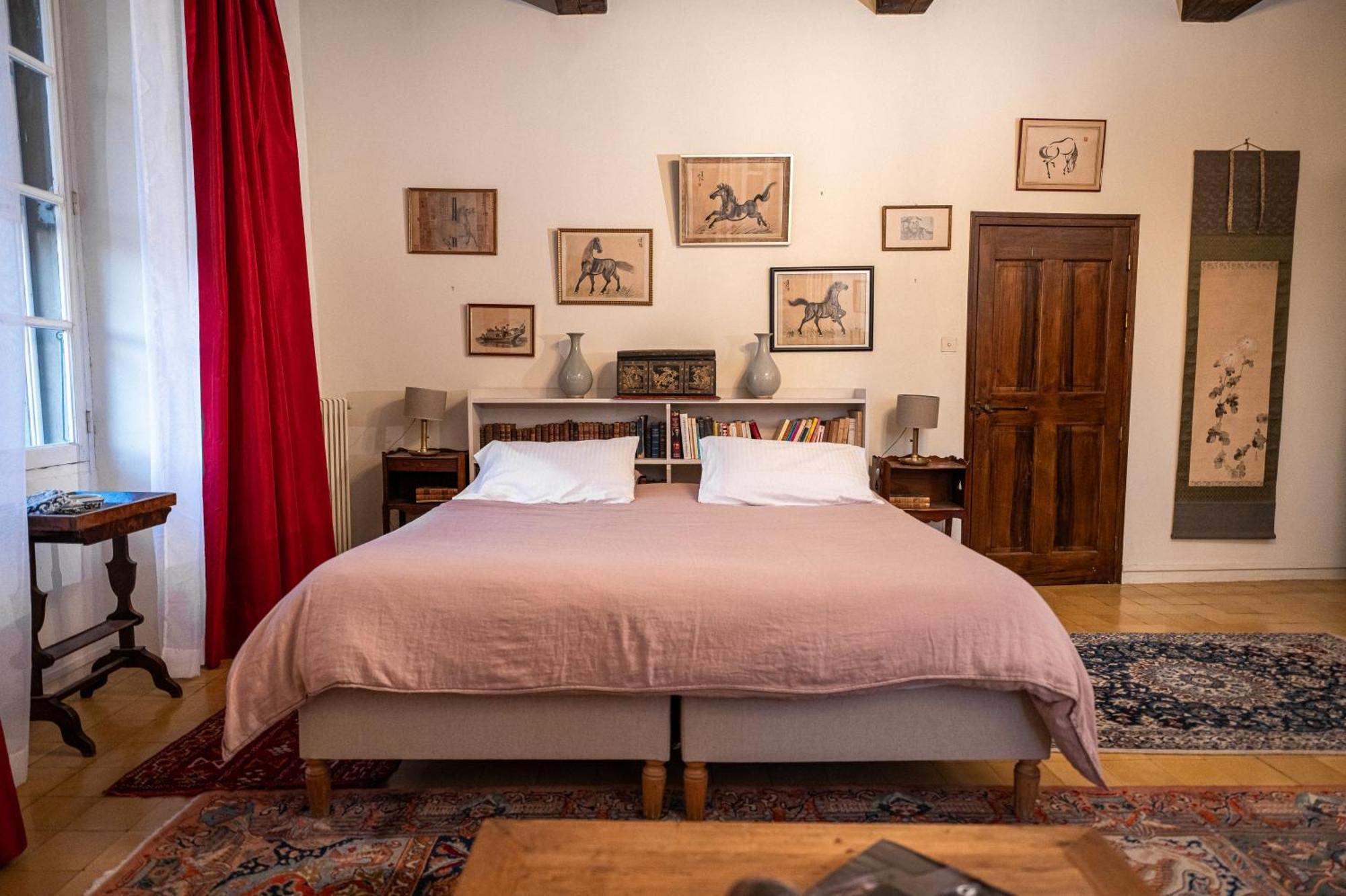 Rue Du Chateau A Cabrieres D'Avignon Bed & Breakfast Ngoại thất bức ảnh